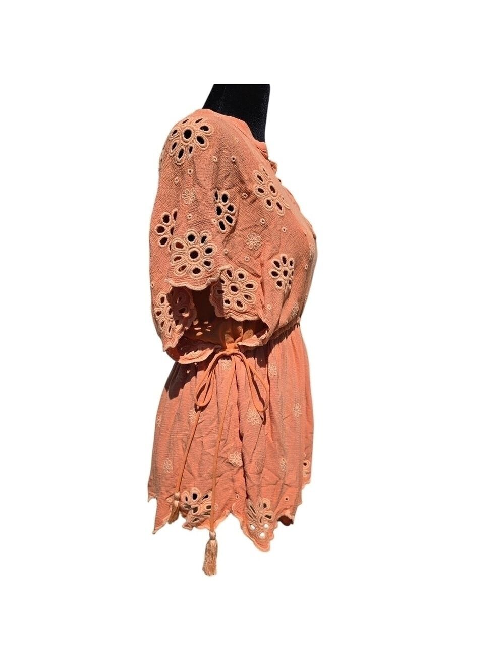 Tahari Eyelet Top - Picture 4 of 12